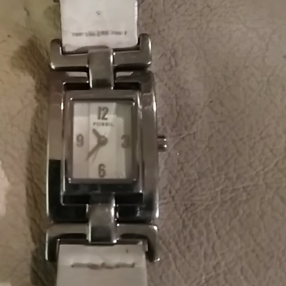 Lady's fossil watch